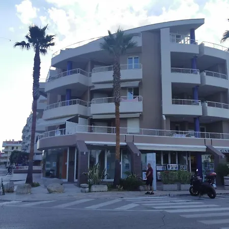 Casamare Frontemare Apartment Alba Adriatica